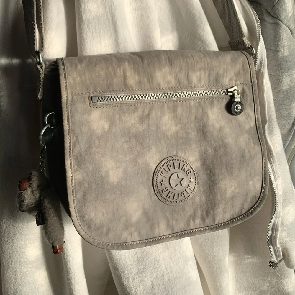 Gray Kipling Purse - Picture 1 of 16